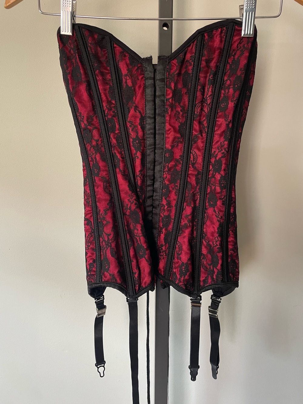 Y2K Vintage Coquette Lace Corset Bustier Top Goth Gothic Vampy Black Red Small